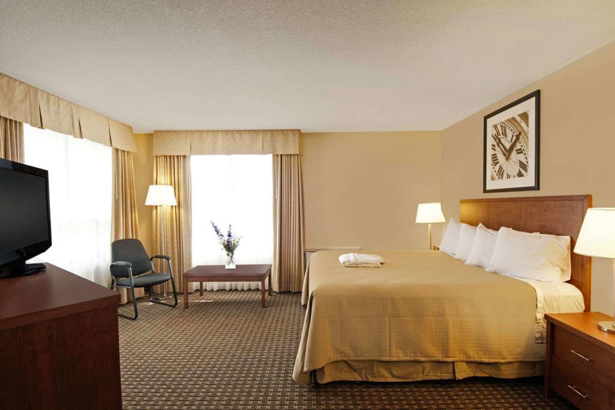 Quality Inn North Bay Room photo